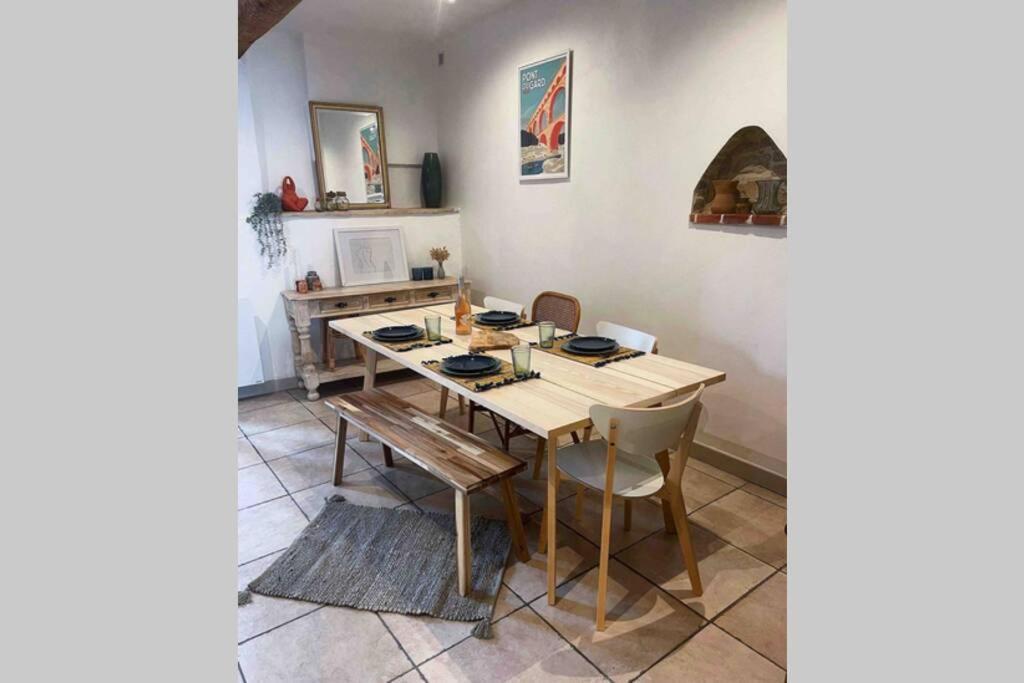 Superbe Appartement En Pierre Fraichement Renove Bernis Exterior foto